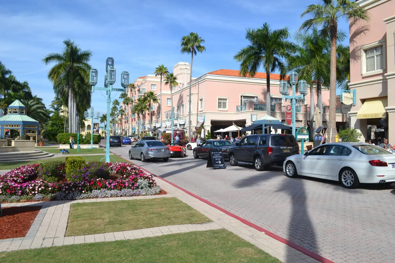 Commercial roofing in Boca Raton, FL