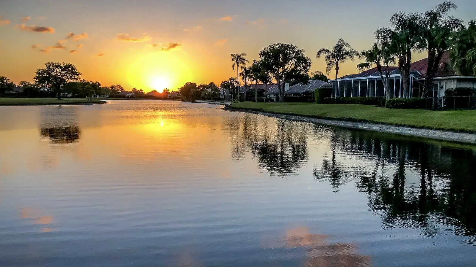 Commercial roofing in Lake Park, FL